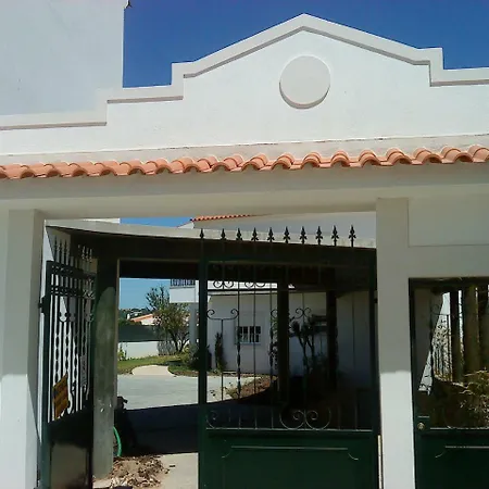 Апартаменты 1 Bedroom 5 Min From Falesia And Close To Center D Албуфейра