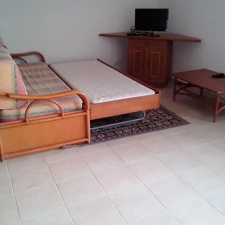 1 Bedroom 5 Min From Falesia And Close To Center D * Албуфейра