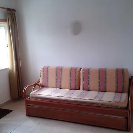 Apartment 1 Bedroom 5 Min. From Falesia And Close To Center! D *