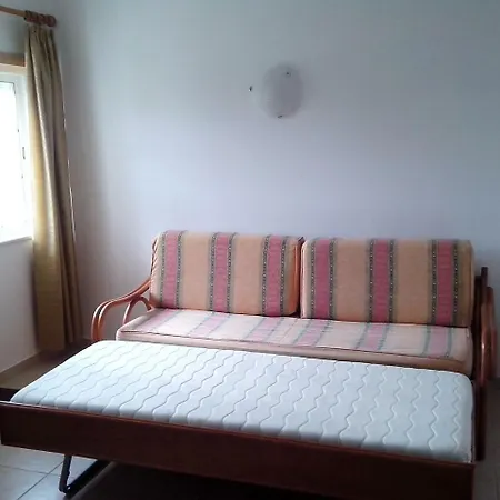 1 Bedroom 5 Min. From Falesia And Close To Center! D