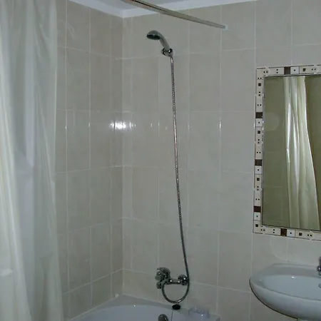 1 Bedroom 5 Min. From Falesia And Close To Center! D *